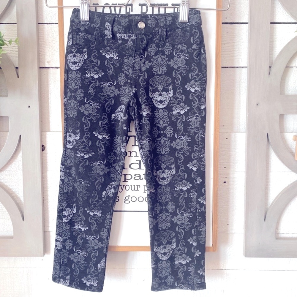 Toddler Girl Skull Print Almost Famous Pants